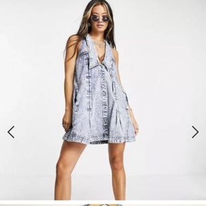 Free People Katie Acid Wash Denim Sleeveless Button Down Lapel Dress Size Medium
